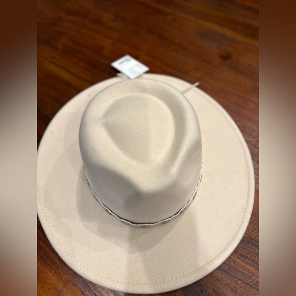 Forever 21 Fedora Hat - Picture 2 of 3